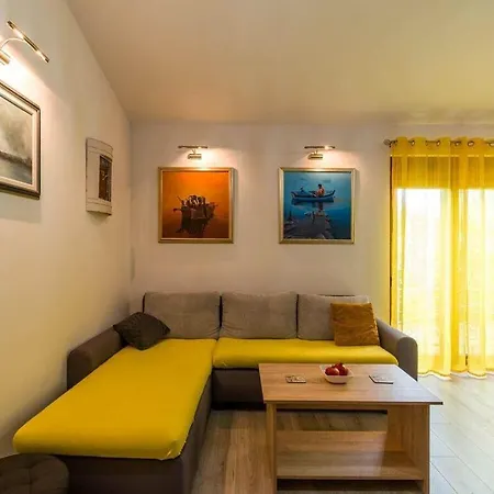 Ambrosiana Comfortable Villa