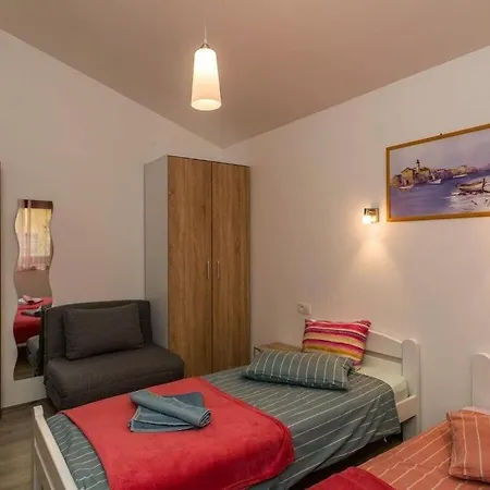 Ambrosiana Comfortable Villa Galižana