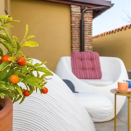 Ambrosiana Comfortable Villa *